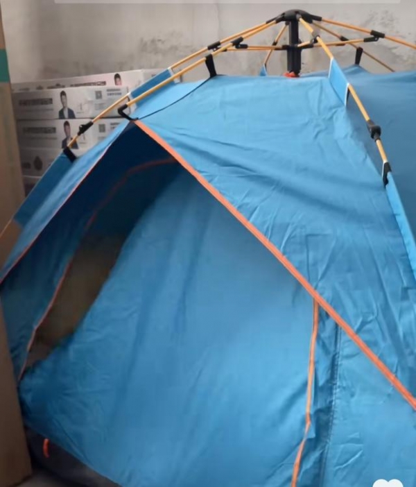 入住毛坯房的95后女孩：目前忙着装修和相亲，家人从反对到支持，已有商家来合作