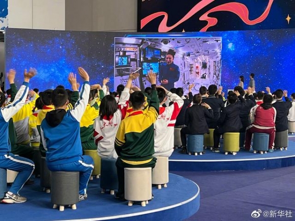 “天宫课堂”第一课开讲啦