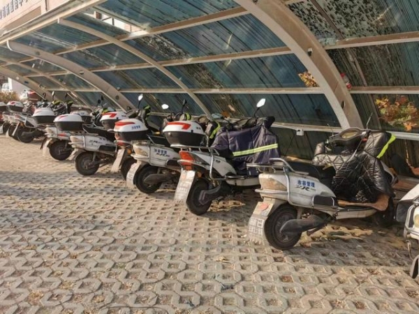 江苏抢甘蔗外包公司称城管最难做，有的老百姓不听话，官方：其他区域未现违规，仍可提供市容管理服务