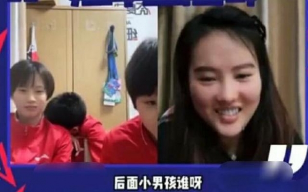 官宣！陈若琳证实当全红婵教练：已经带了3周！表演赛再蜕变？