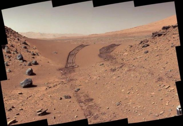 火星生命藏不住了？发现大量的水，含水地带的面积有整个荷兰大