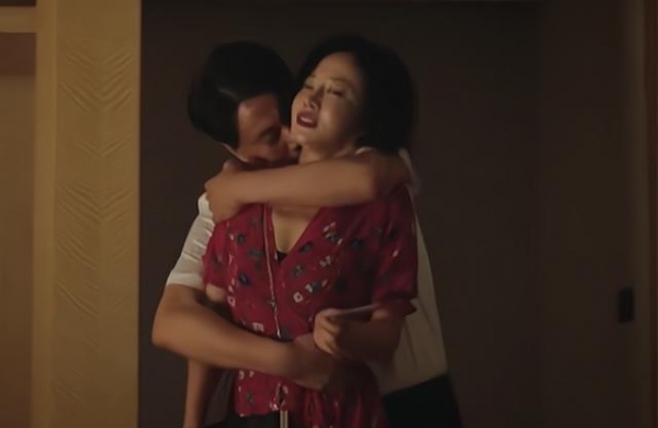 《对手》刚播2集，收视率破1.8，口碑爆棚，央视出手就是“王炸”