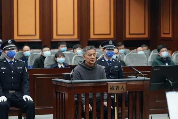 被控受贿1.7亿！广西贵港市委原书记李新元受审，陈述中声泪俱下