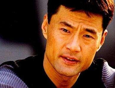 继王力宏离婚后，男星于荣光疑已离婚，财产分割协议遭曝光