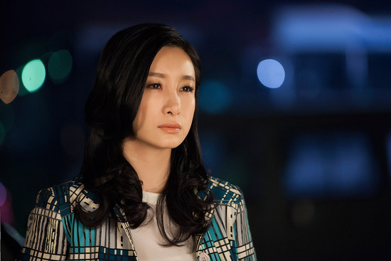 曾被李湘抢男友,嫁大7岁丈夫,37高龄生"巨婴症"儿子,影后秦海璐人生如