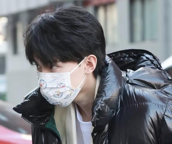 超20位明星现身录制文联春晚，流量和当红小花齐聚，路透照片曝光