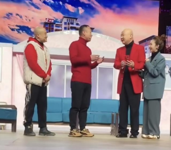 冯巩辽宁春晚彩排，网红张同学搭档郭冬临，网传赵本山也会亮相