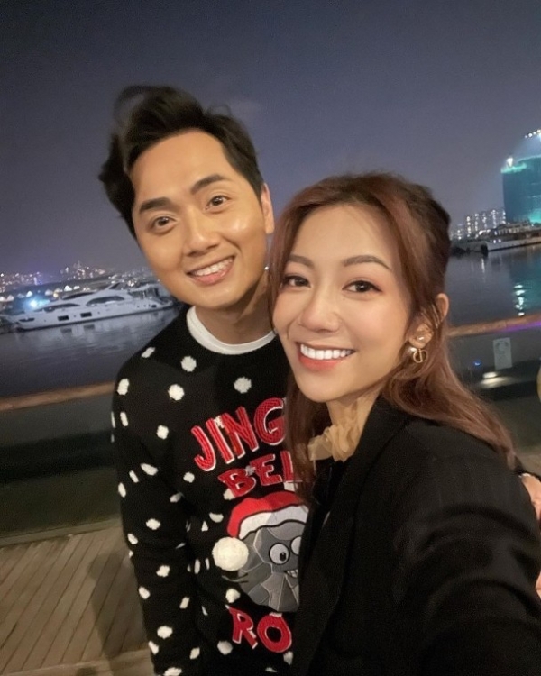 tvb小生郑俊弘官宣妻子怀儿子喜讯 预产期为今年6月