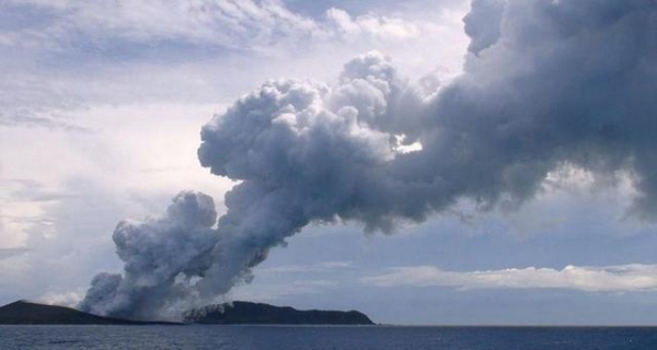 汤加火山爆发的危害图片