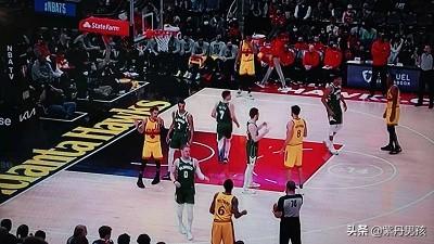 老鹰险胜雄鹿 米德尔顿空砍34+7 特雷杨砍下30+11笑到最后