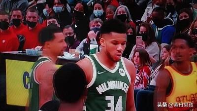 老鹰险胜雄鹿 米德尔顿空砍34+7 特雷杨砍下30+11笑到最后