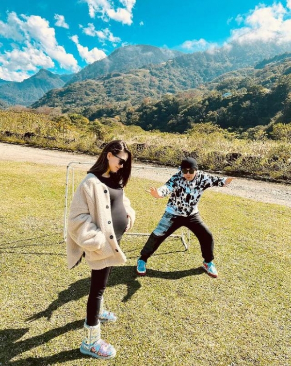 台媒曝昆凌已怀孕五个月 孩子将于六月份出生