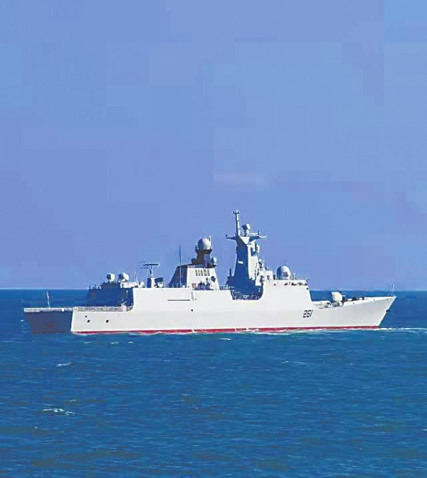 巴基斯坦首艘中国造054A/P护卫舰入列，巴总统：该舰将被用于保卫中巴经济走廊海上通道安全