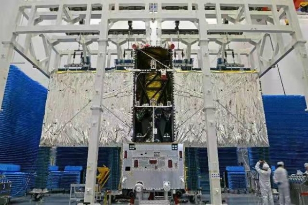 我国首颗L波段多极化多通道SAR卫星陆地探测一号01组A星成功发射