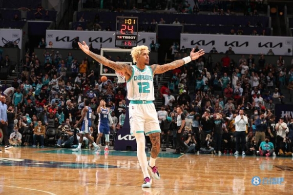 ç«åå¨å¼ï¼ä¹å¸é·39åé¢è¡é»è4äºº20+ çèæ­¥è¡è32å