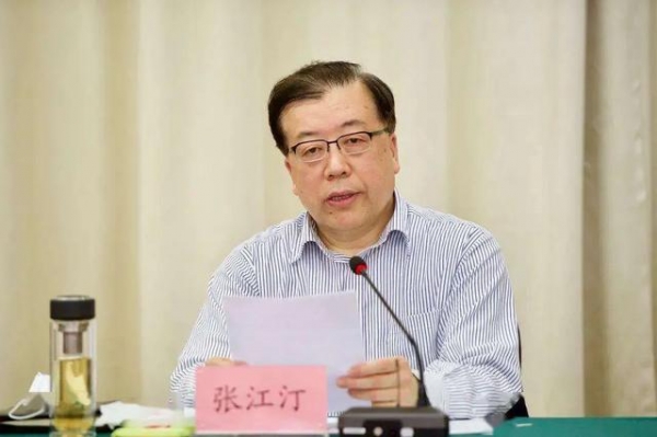 山东省委副书记杨东奇，当选新职务