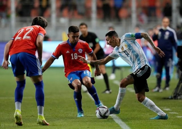 世预赛-迪马利亚世界波劳塔罗建功 阿根廷2-1智利 连续28场不败