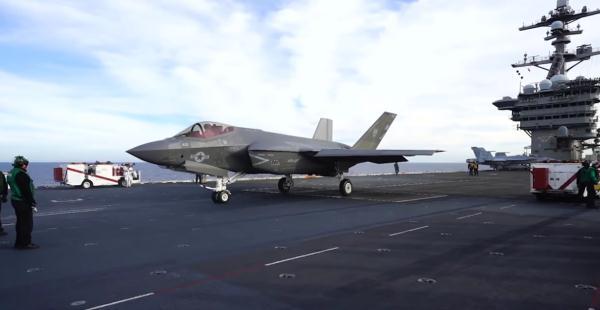 美军开始打捞坠入南海的F-35C战机 价值1亿美元