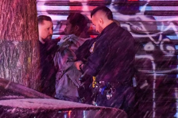 愤怒！华裔女子遭尾随入室杀害，被跟了一路没发现，歹徒曾6次被捕均被无条件释放