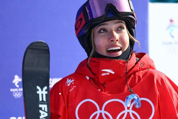 谷爱凌要吃涮羊肉庆祝，上斯坦福拿冠军2个愿望都实现了