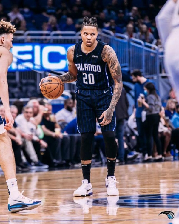 时隔418天15分钟砍下10分2板6助nba状元富尔茨复出首秀2