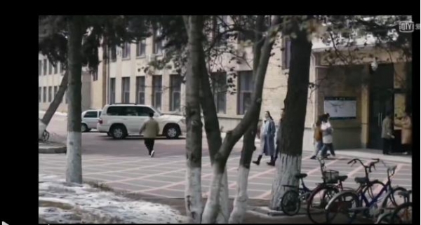 吉林新地标丨蓝湖、行政楼、鲲鹏路……《人世间》中出现了多少吉林农业大学的美景？