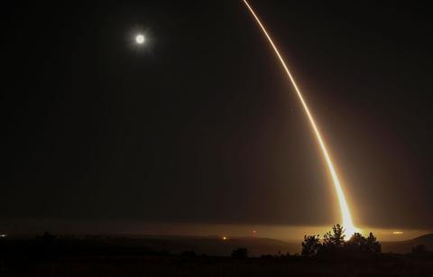 美军方推迟试射洲际弹道导弹 称为避免造成误解