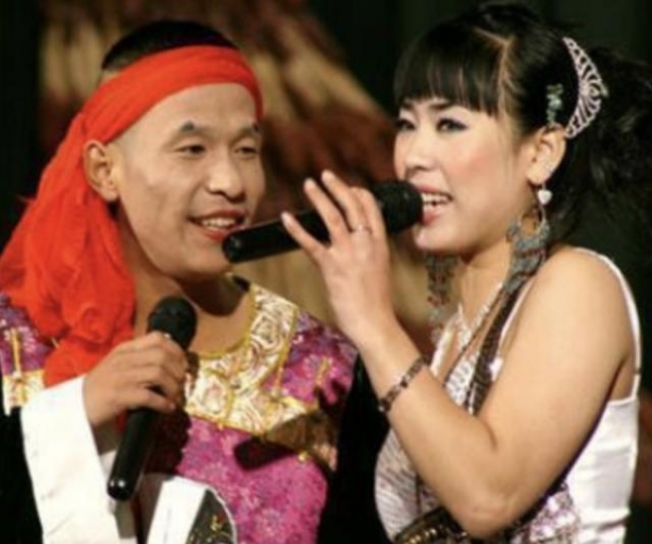 宋小宝：和前妻霍晓红离婚，再婚娶了粉丝王雪，如今成人生赢家