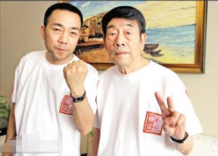 杨议被曝有私生子后首发声！晒夫妻合照秀恩爱，老婆穿大貂好富贵