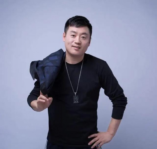 众星驰援吉林疫情，多位艺人纷纷捐款，刘浩存50万，韩红最多