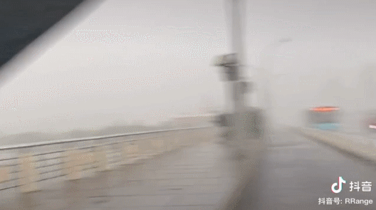 跨越中国11个省！00后追风师驱车2万多公里拍下超级雷暴