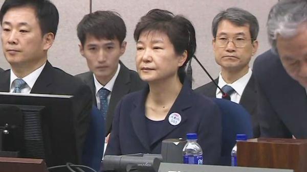 朴槿惠最信任的人宣布从政：20年不离不弃 连续4年去监狱探望