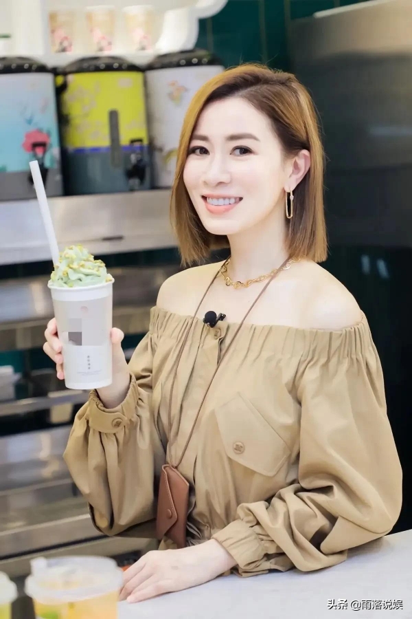 佘诗曼曾拍戏16个小时，背台词2个小时，每天只睡6小时真敬业