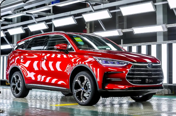 最新中国汽车品牌质量排行出炉，日系车是大赢家，红旗长安前十