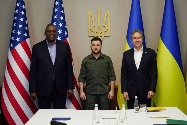 泽连斯基在基辅会见美国务卿和防长 美方承诺提供7亿多美元军事援助