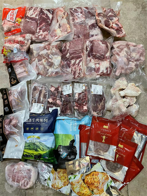 北京有市民刚花费7000元囤货，就接到保障蔬菜包，供应商表示北京很稳