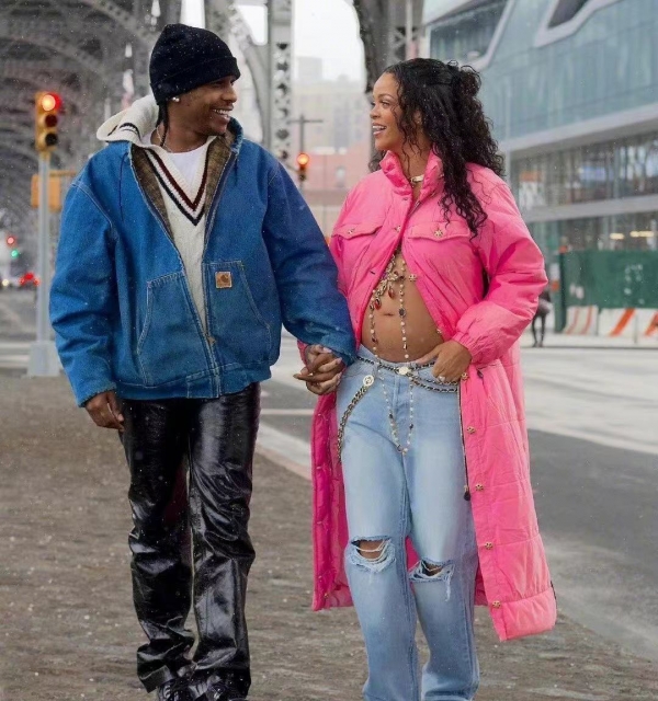 蕾哈娜被曝5月13日产子chrisbrown暖心送上祝贺