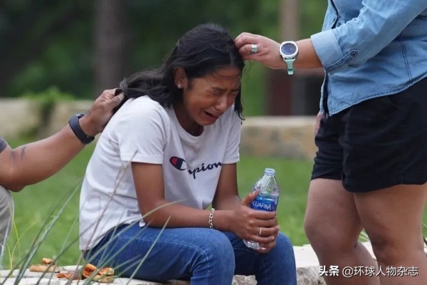 先枪击祖母再血洗小学，是谁酿成这场震惊全美的“大屠杀”？