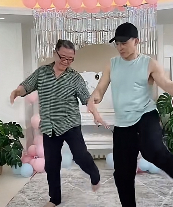 李立群刘畊宏梦幻联动，二人一起跳操健身引热议，画面温馨有爱