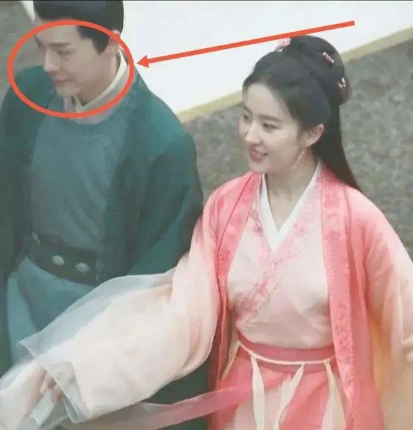 《梦华录》配角看点十足：顾千帆的疯批老爹，欧阳旭黑化成亮点