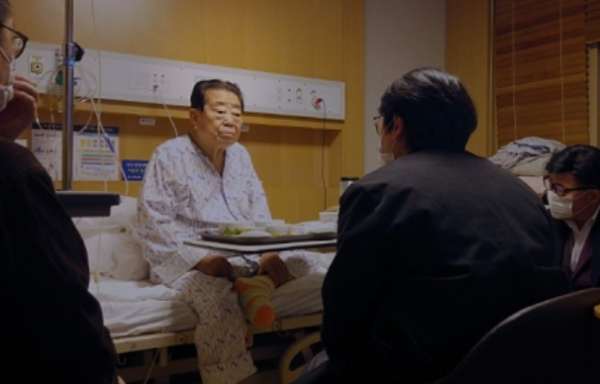 韩国艺人宋海在家中浴室去世，上个月才露面创造全球长寿纪录