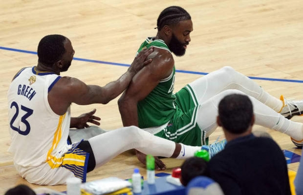 曝NBA多队不满勇士高支出！总经理霸气回击：我们靠选人不是签人