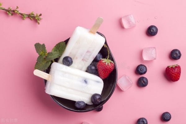 高价雪糕难寻价签！经济日报：谁把“钟薛高”们变成“潜伏者”