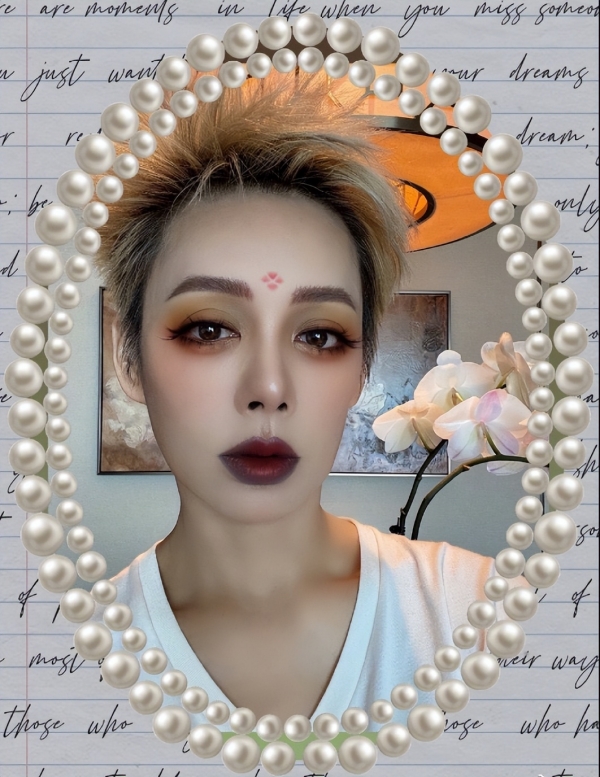 50岁宁静穿热裤渔网袜跳舞，个性穿搭遭吐槽：实在接受不了