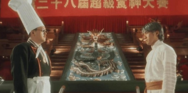 香港地标珍宝海鲜舫翻沉，已开业46年，是《食神》等取景地