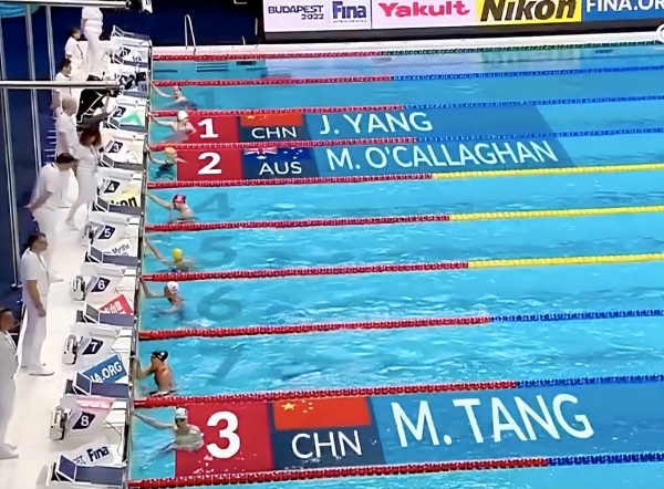 中国游泳项目首金！20岁小花完美夺冠 出发全场最快+后程一路领先