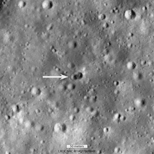 NASA公布一神秘火箭曾撞击月球 形成29米大坑