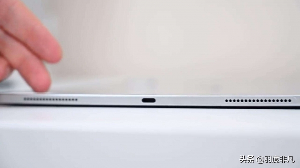 iPhone14系列继续采用Lightning接口，但iPad或将彻底改用USB-C