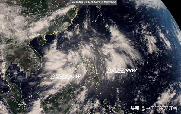 华南后汛期确定到来，大范围台风暴雨或袭三省！网友：广东太难了
