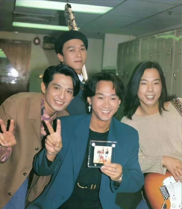 黄家驹逝世29周年，黄贯中发文缅怀：“好兄弟，很想念你！”